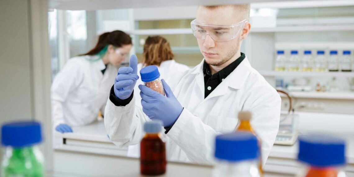 Klaipėdos universitetas žengia į Europos vandenilio elitą: atveria naujas studijų ir mokslo galimybes