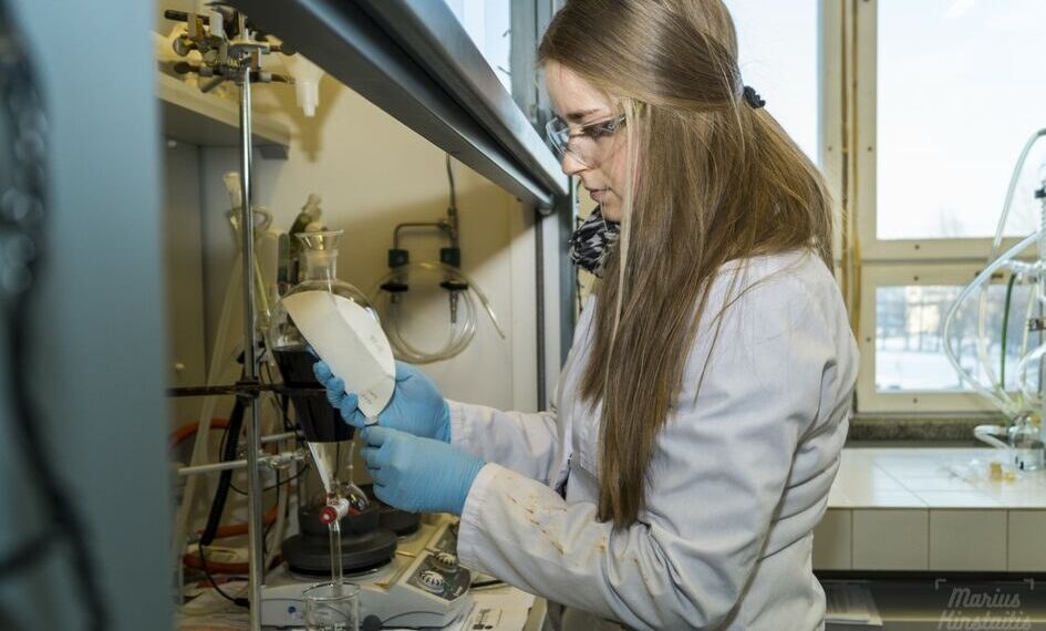 KTU chemikų triumfas: atskleista slapta mentorystės formulė, gimdanti geriausias šalies disertacijas