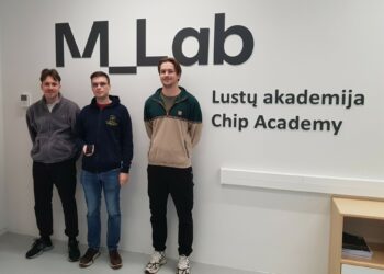 KTU Lustų akademija įgauna pagreitį: studentai veržiasi į geriausiai apmokamas IT specialybes