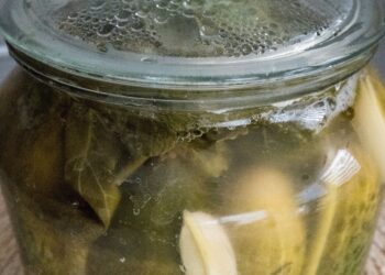 Lenkai jau nebe išpila, o geria: šis gėrimas kasdien sprogdina riebalus ir sutaiso žarnyną