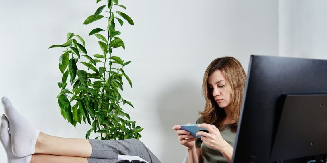 Lenkiškas tyrimas atskleidė šokiruojančią tiesą: jūsų smegenys są užprogramuotos trukdyti jums veikti