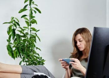 Lenkiškas tyrimas atskleidė šokiruojančią tiesą: jūsų smegenys są užprogramuotos trukdyti jums veikti