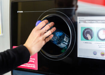 Lietuviai taromatais muša rekordus: per metus atiduota virš 700 mln. pakuočių ir šimtai tūkstančių eurų aukoms