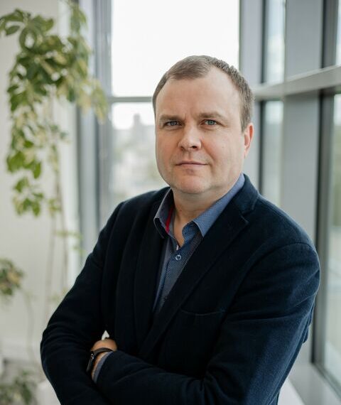 Lietuviškos žiemos smūgis elektromobiliams: kada skeptikų „aš tau sakiau“ taps skaudžia tiesa?