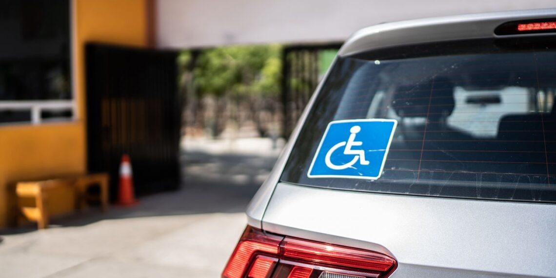 Lietuvoje rengiamas šokiruojantis sprendimas: šiems vairuotojams parkavimas keisis iš esmės