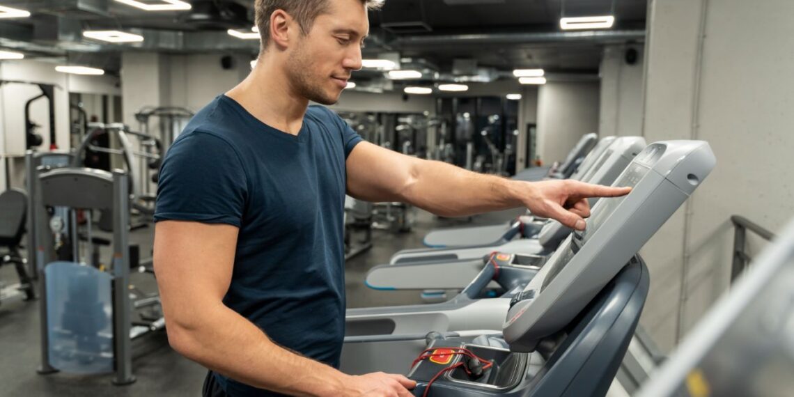 Ligoninės netyla nuo šio mažai žinomo treniruoklio: gydytojai įspėja – nauda kūnui milžiniška