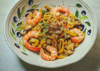 „Marry me“ makaronai su krevetėmis užkariavo lietuvių virtuves: vos 30 min. ir visi įsimyli