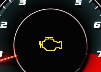 Meistrai slepia šį triuką: paprastas būdas išjungti „check engine“ be kompiuterio, kurio niekas nepasako