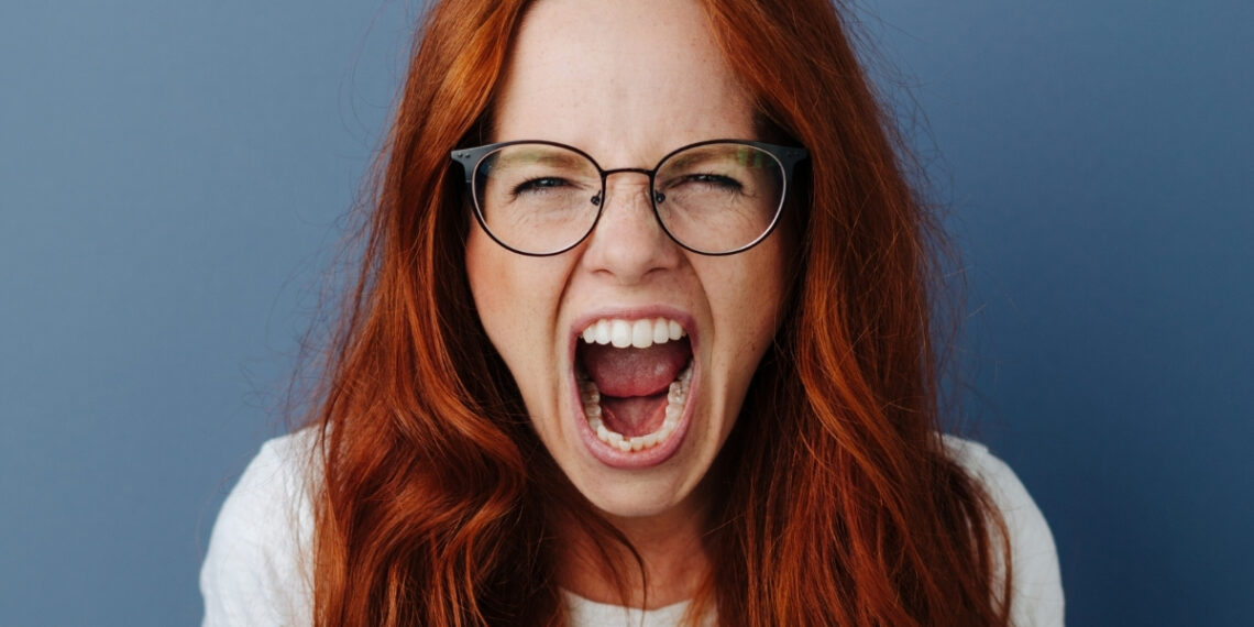 Mokslininkai atskleidė šokiruojančią tiesą: kalbėjimo stilius išduoda paslėptus asmenybės sutrikimus