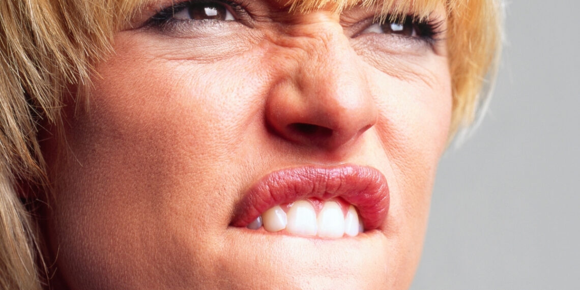 Mokslininkai nustebo: keiksmažodžiai kartais gydo kūną ir protą, bet tik jei nekertu kasdien