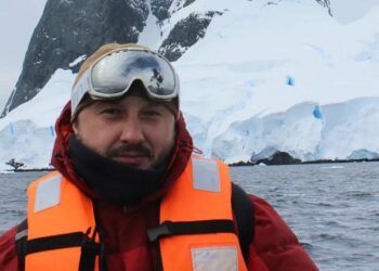 Mokslininkas perspėja: tūkstantmečius kauptas Antarktidos ledas tirpsta, naujas beveik nebesiformuoja