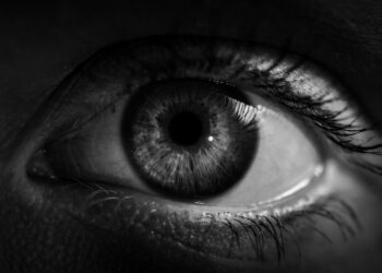 Naktinėtojai pavojuje: naujas tyrimas atskleidė šokiruojamą infarktų ir insultų riziką