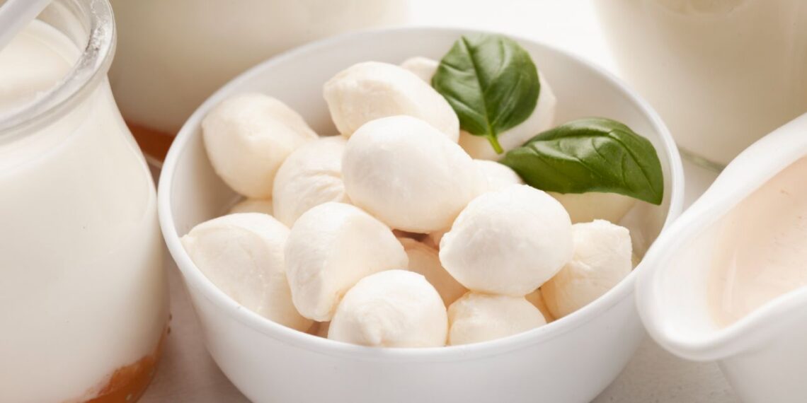 Namų mocarela iš vos 3 ingredientų: atrask genialią gudrybę, kurią slepia italų šefai