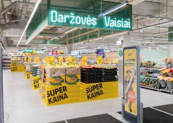 Naujas „Iki“ smūgis konkurentams: sostinėje atidaryta įspūdinga parduotuvė traukia minias pirkėjų