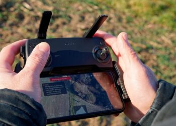 Naujas kinų karo dronas šokiravo pasaulį: bandymų metu pasiekta 100 proc. taiklumo ribą