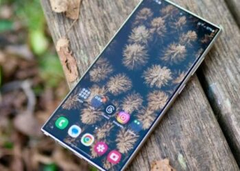 Naujas Samsung Galaxy S26 Ultra ekranas galutinai panaikins apsauginius stiklus ir plėveles