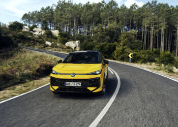 Naujas SUV hitas Lietuvoje: atnaujintas Volkswagen T‑Roc stebins net išrankiausius vairuotojus