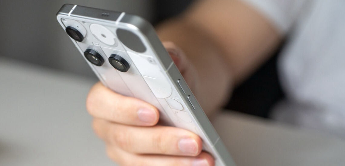 Nauji metai, bet ne naujas flagmanas? Didysis gamintojas meta iššūkį konkurentams