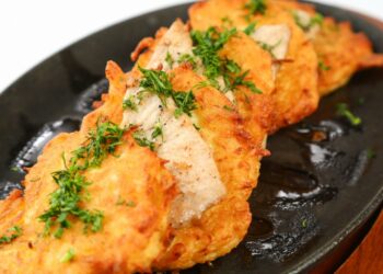 Neįtikėtai paprasta vakarienė: ši ukrainietiška alternatyva kotletams pavergė tūkstančius lietuvių