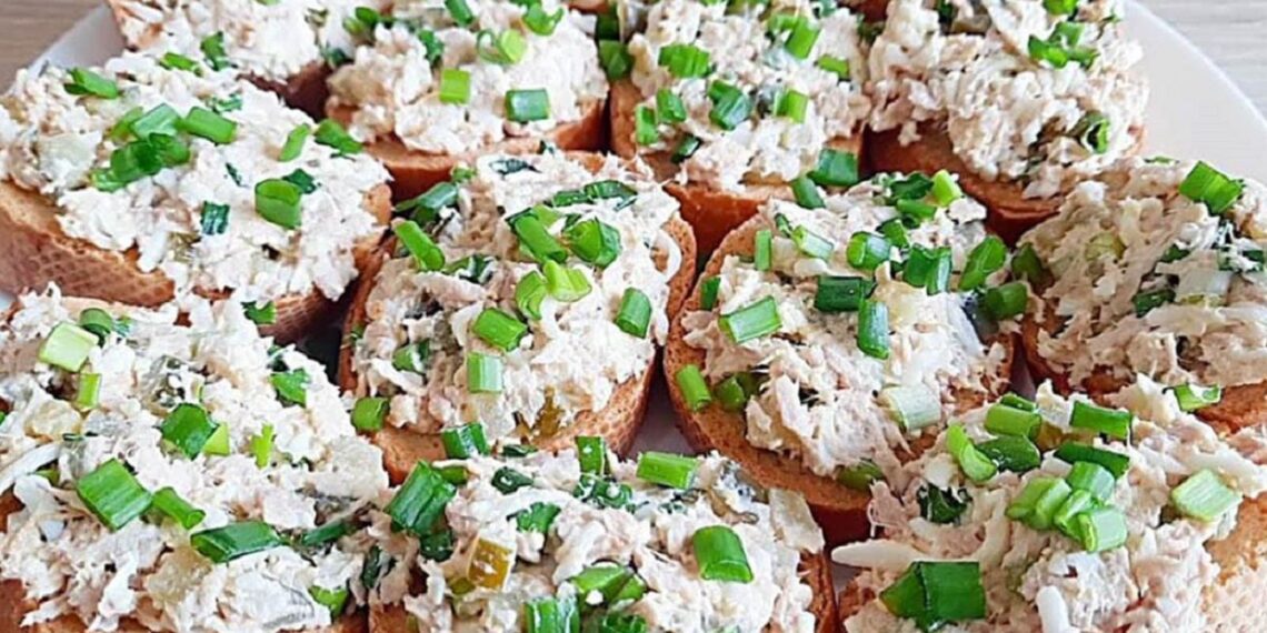 Neįtikėtina tuno užtepėlė per 5 minutes: sotus užkandis, išgelbėsiantis per elektros dingimus