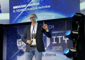 Nuo Kauno kiemo iki dangų valdovo: kaip M. Lisauskas įsiveržė į milijonų vertės lėktuvų pasaulį