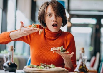 Nuolat galvoji apie maistą ir negali sustoti? 9 šokiruojančiai veiksmingi triukai, apie kuriuos nutyli dietologai