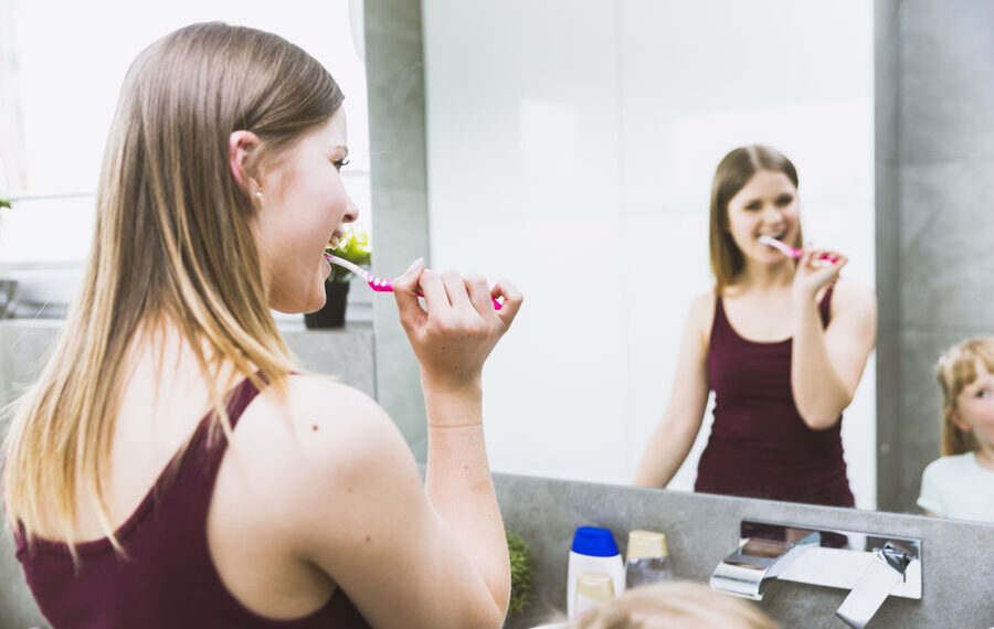 Odontologė atskleidė šokiruojančią tiesą: kaip paprasta higiena išgelbsti ne tik šypseną, bet ir gyvybę