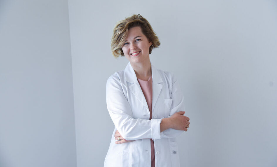 Oftalmologė perspėja: neryškus vaizdas gali būti ne nuovargis, o pirmas rimtos akių ligos ženklas