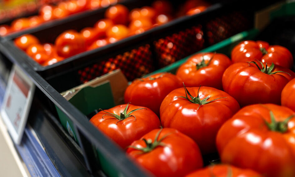 Pirmieji lietuviški pomidorai užplūdo parduotuves: šefas atskleidė 7 neįtikėtinai gardžius receptus