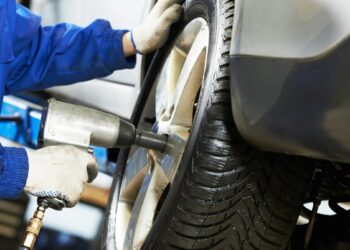 Po 100 km po wymianie opon zrób JEDNĄ rzecz: mechanicy ostrzegają przed kosztownym błędem