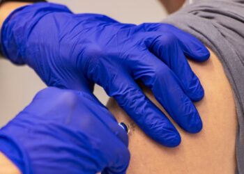 Perversmą sukėlusi fentanilio vakcina: ar tai pabaiga priklausomybei ir mirtiniems perdozavimo atvejams?