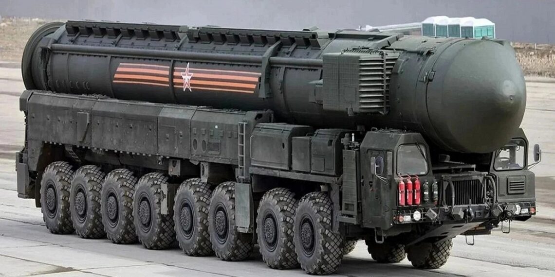 Putinas grasina smogti „Orešniku“ – kodėl Lenkija ramiau miega nei kitos NATO šalys?