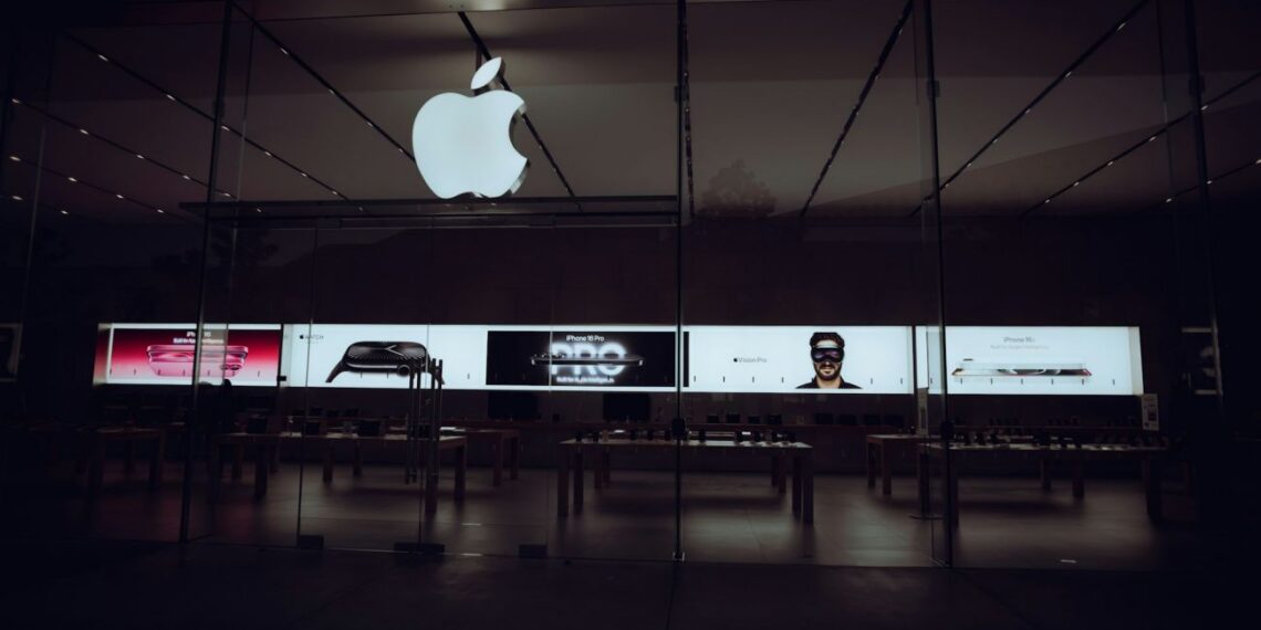 Revoliucija iš Apple: ruošiamas įrenginys su dirbtiniu intelektu, turintis 3 stulbinančius pranašumus