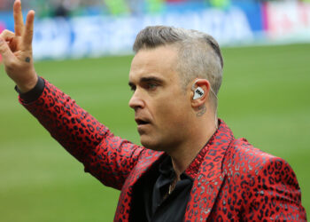 Robbie Williams sumindė The Beatles rekordą: britų topuose – istorinis lūžis, kurio niekas nesitikėjo