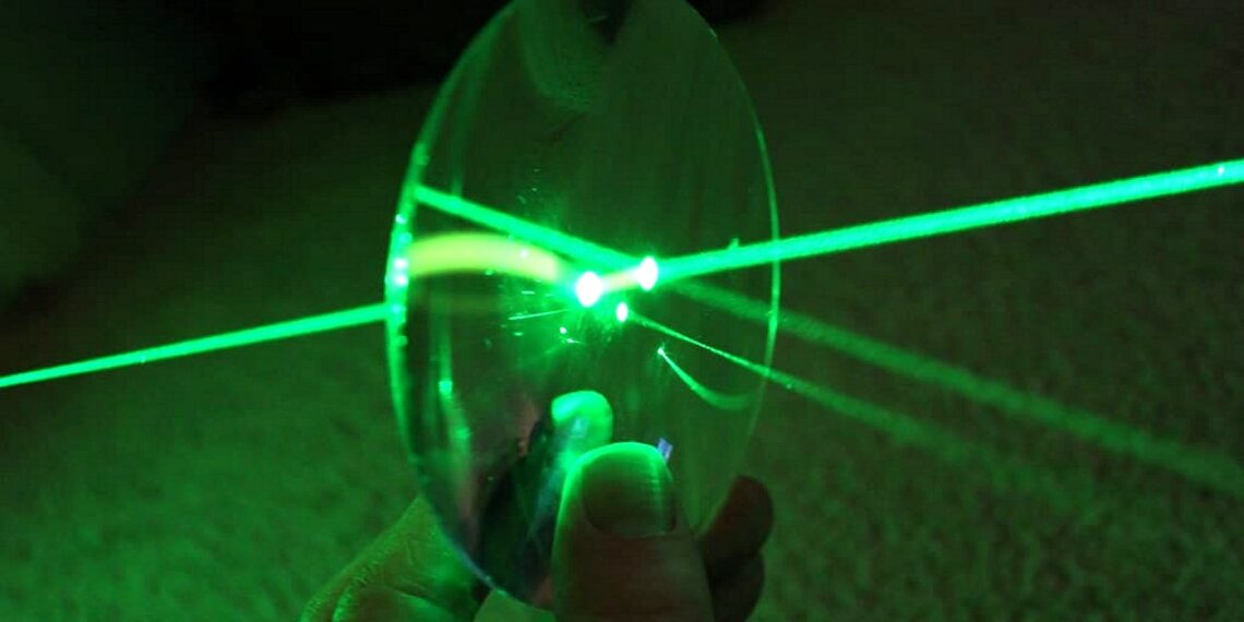 Rusų „Šahed“ dronai su slaptu IR spinduliu: pavojingas ginklas akinti Ukrainos gynėjus