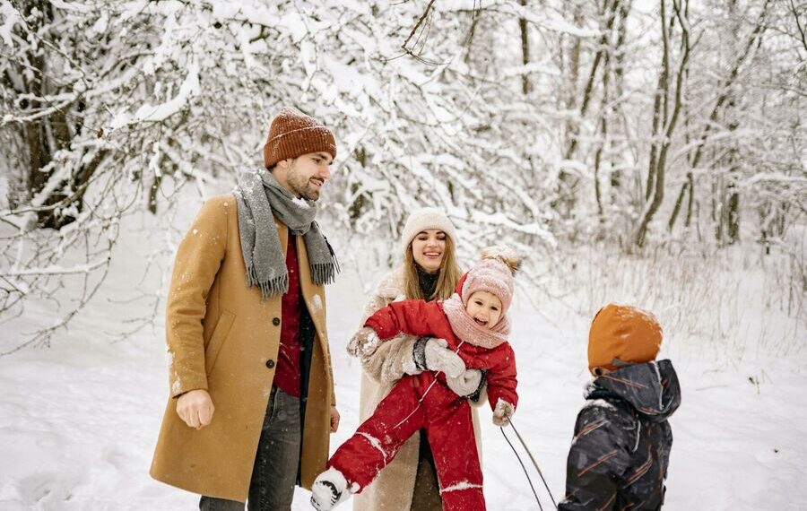 Šaltasis sezonas siaubingai alina odą: gydytojų išgirta vienintelė priemonė stebuklingai gelbsti
