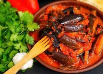 Šeimininkės šėlsta dėl šių baklažanų: paslaptis, kaip pasiruošti kvapnią užkandą visai žiemai