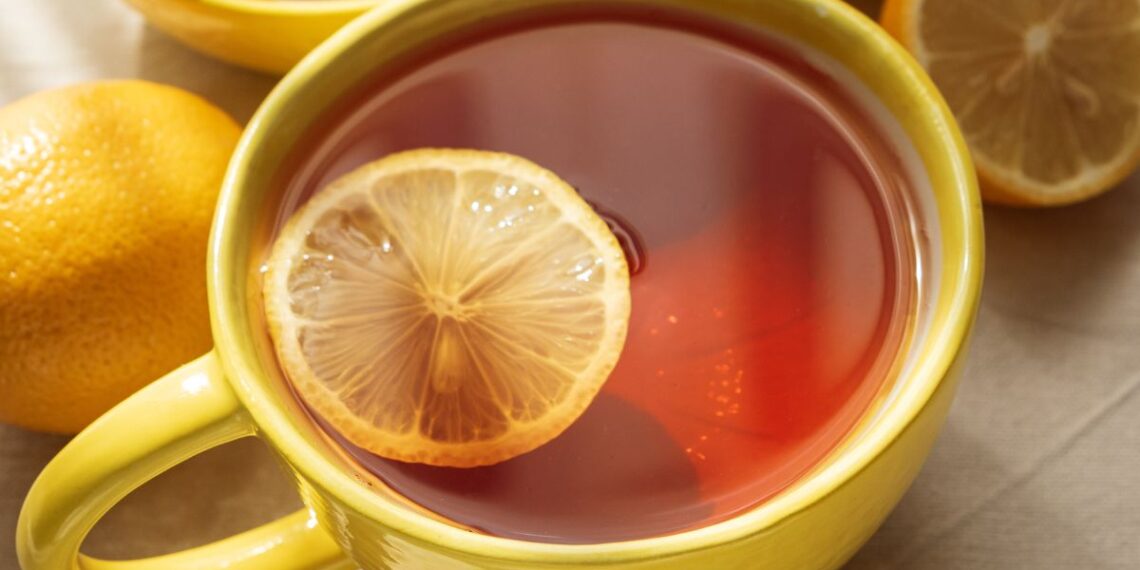 Šį klaidą daro daugybė lenkų – dėl vieno įpročio jų arbata netenka visos naudos ir skonio