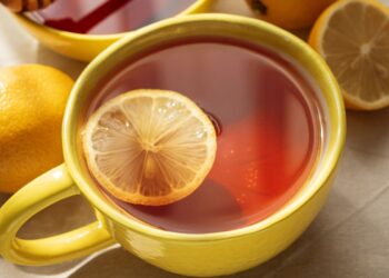 Šį klaidą daro daugybė lenkų – dėl vieno įpročio jų arbata netenka visos naudos ir skonio