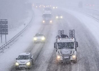 Siaubinga pūga sukausto kelius: trys lemtingos klaidos, kurios gali kainuoti gyvybę sniego nelaisvėje