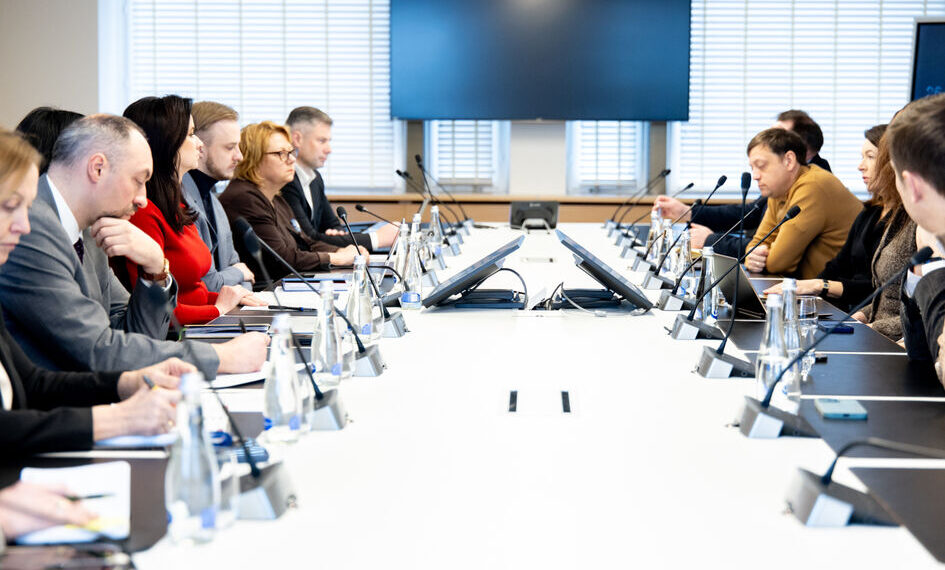 Šimonytė spaudžiama į kampą: kas slepiasi už LRT milijonų, de minimis chaoso ir naujojo Medijų fondo?