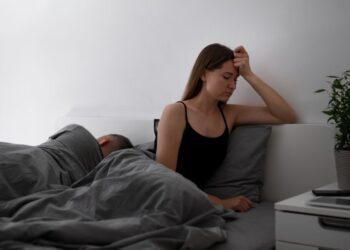 Šis dažnas naktinis simptomas: gydytojai perspėja – galite sirgti rimta liga ir net to neįtarti