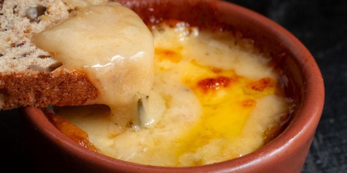 Šis triukas pavergs lietuvius: sužinoję naminio lydyto sūrio receptą, kito nebenorėsite