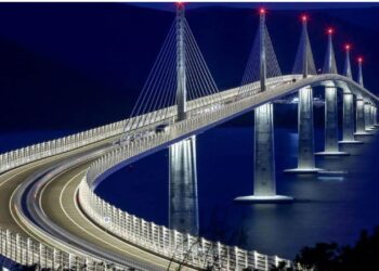 Skandalas Europoje: šimtai milijonų ištaškyti naujam tiltui – vietiniai klausia, kam to reikia