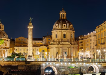 Skandalas: paaiškėjo, kurie miestai 2026-aisiais taps karščiausiomis naktinio turizmo sostinėmis