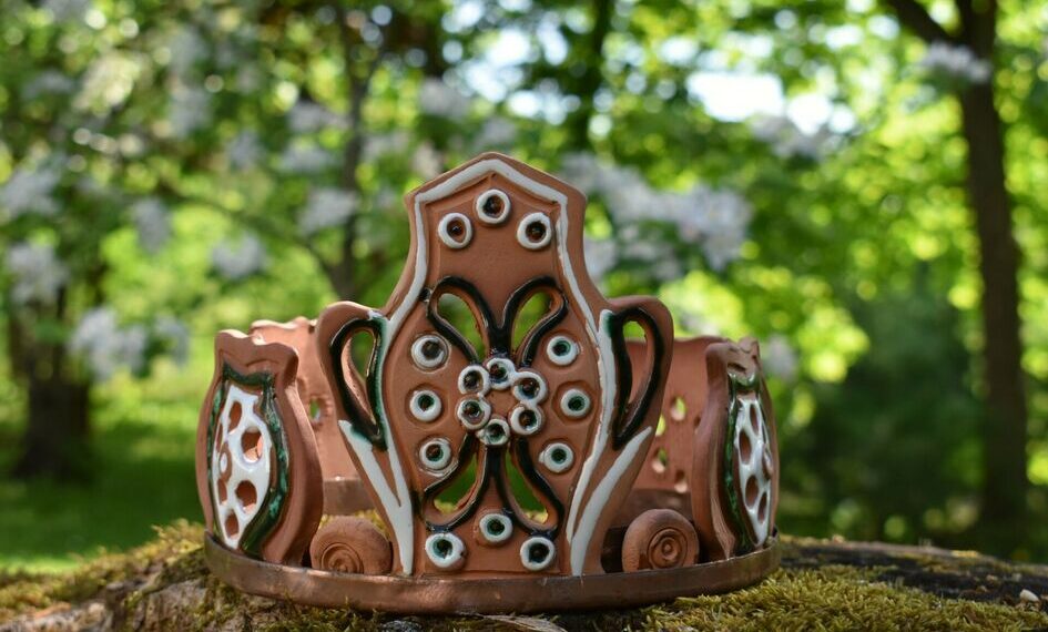 Skandalingas Kuršėnų dvaro šuolis: nuo molio dirbtuvių iki karališkos žvaigždės „Balttour 2026“