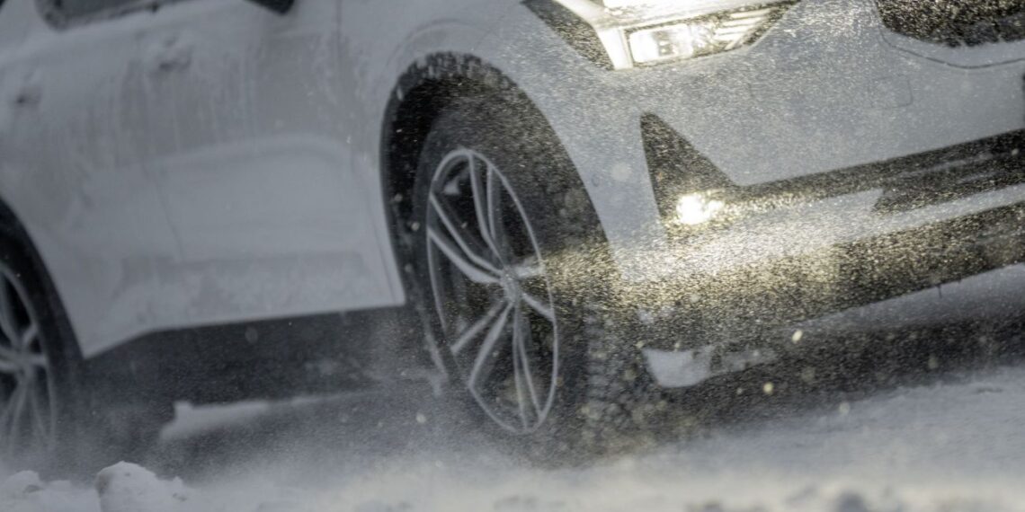 Sniegas + automatas: viena klaida žiemą gali sudeginti pavarų dėžę, štai ką nutyli meistrai