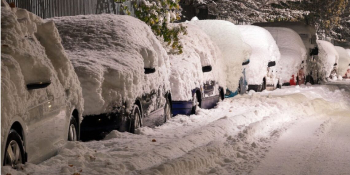 Sniego ir ledo apokalipsė Europoje: mirtini susidūrimai, chaosas keliuose ir oro uostuose