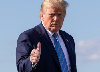 Šokas Europai: Trampas meta iššūkį Senajam žemynui ir grasina perbraižyti Grenlandijos likimą