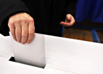 Šokas Portugalijoje po 40 metų: istoriniai rinkimai grasina suskaldyti visą šalį